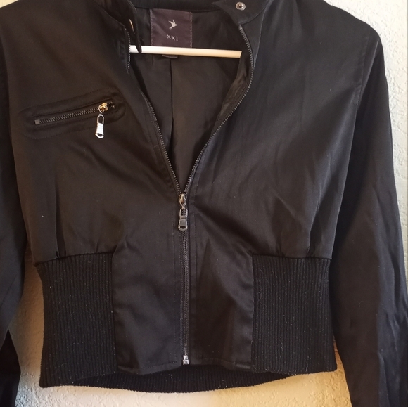 XXI Black Satin Sandy From Grease Cropped Bikercore Moto Bomber Jersey Hem Coat - Picture 5 of 5